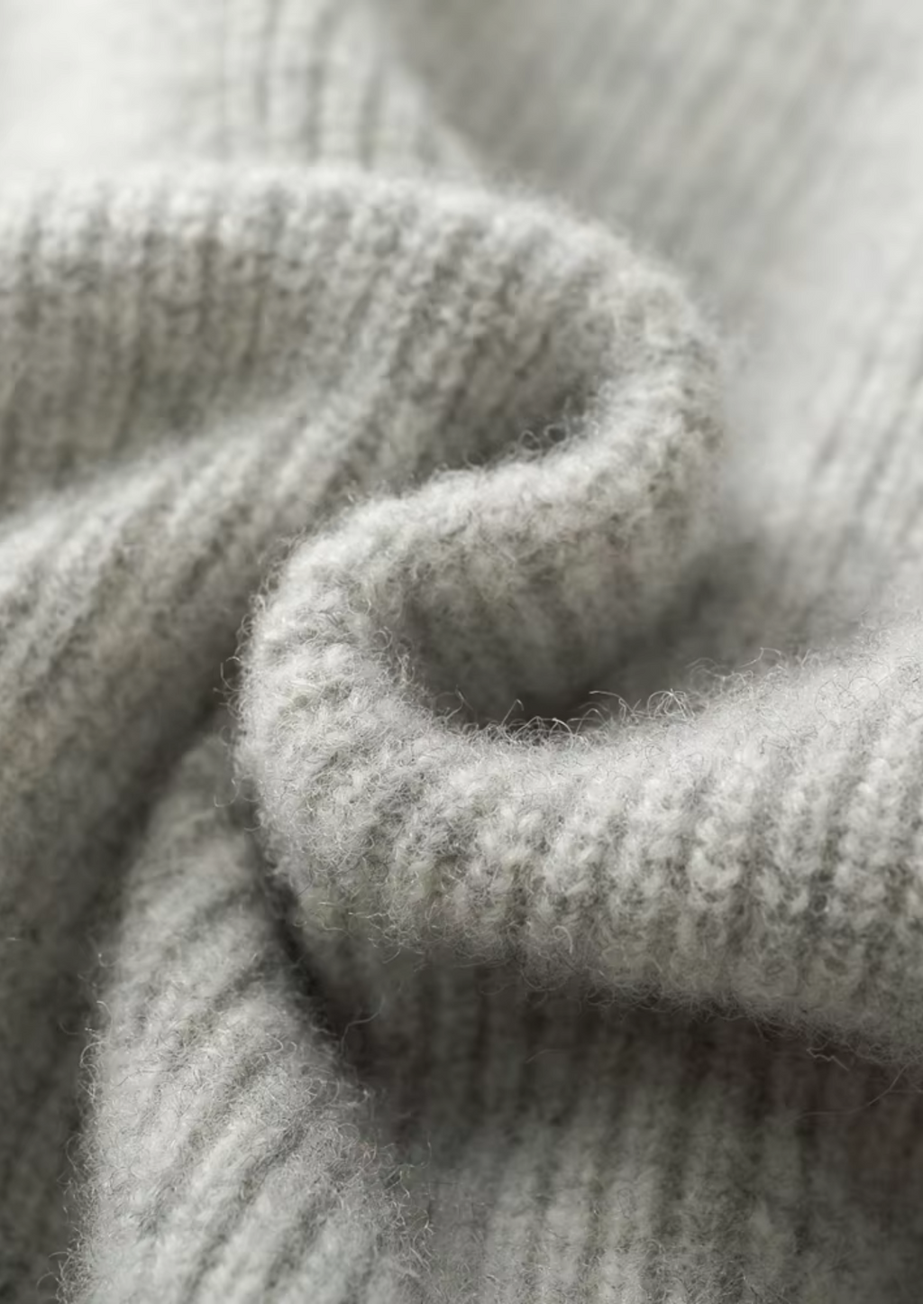 PURE EXTRA-FINE MERINO WOOL RIBBED ZIP HOODIE