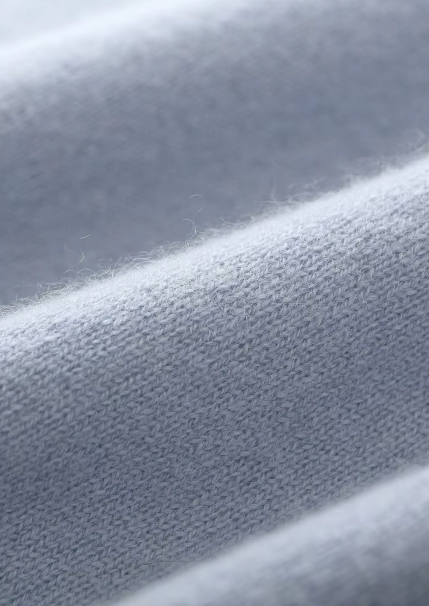 PURE EXTRA-FINE MERINO WOOL ZIP CARDIGAN