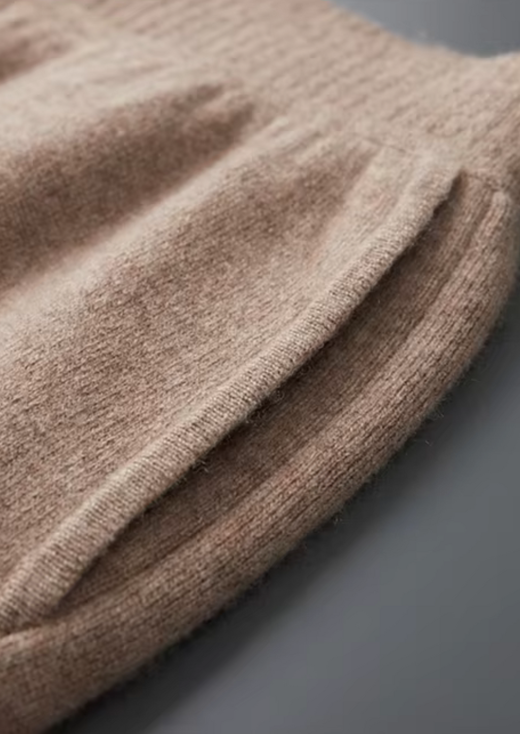 PREMIUM CASHMERE STRAIGHT TROUSERS