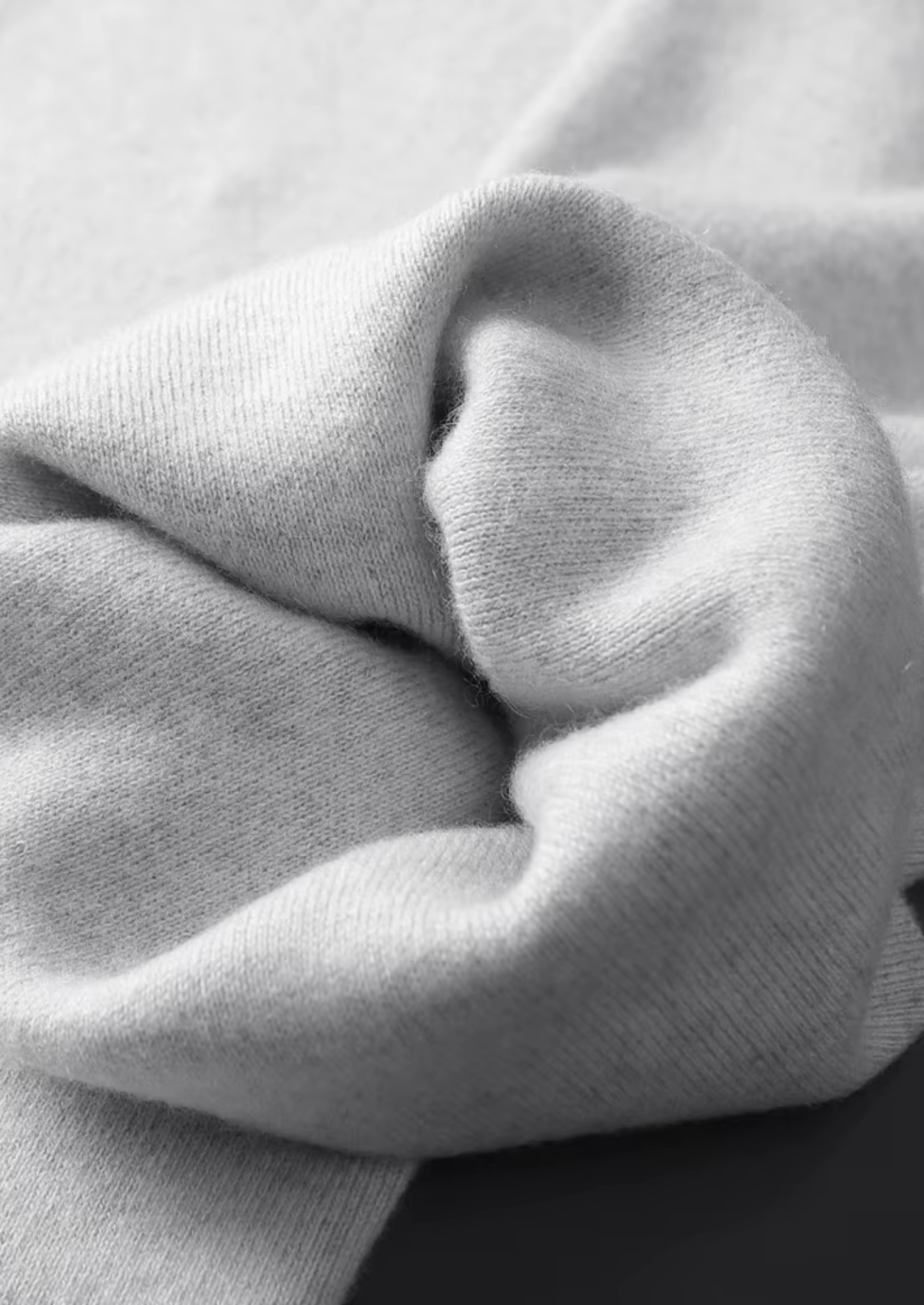 PREMIUM CASHMERE RELAXED TROUSERS