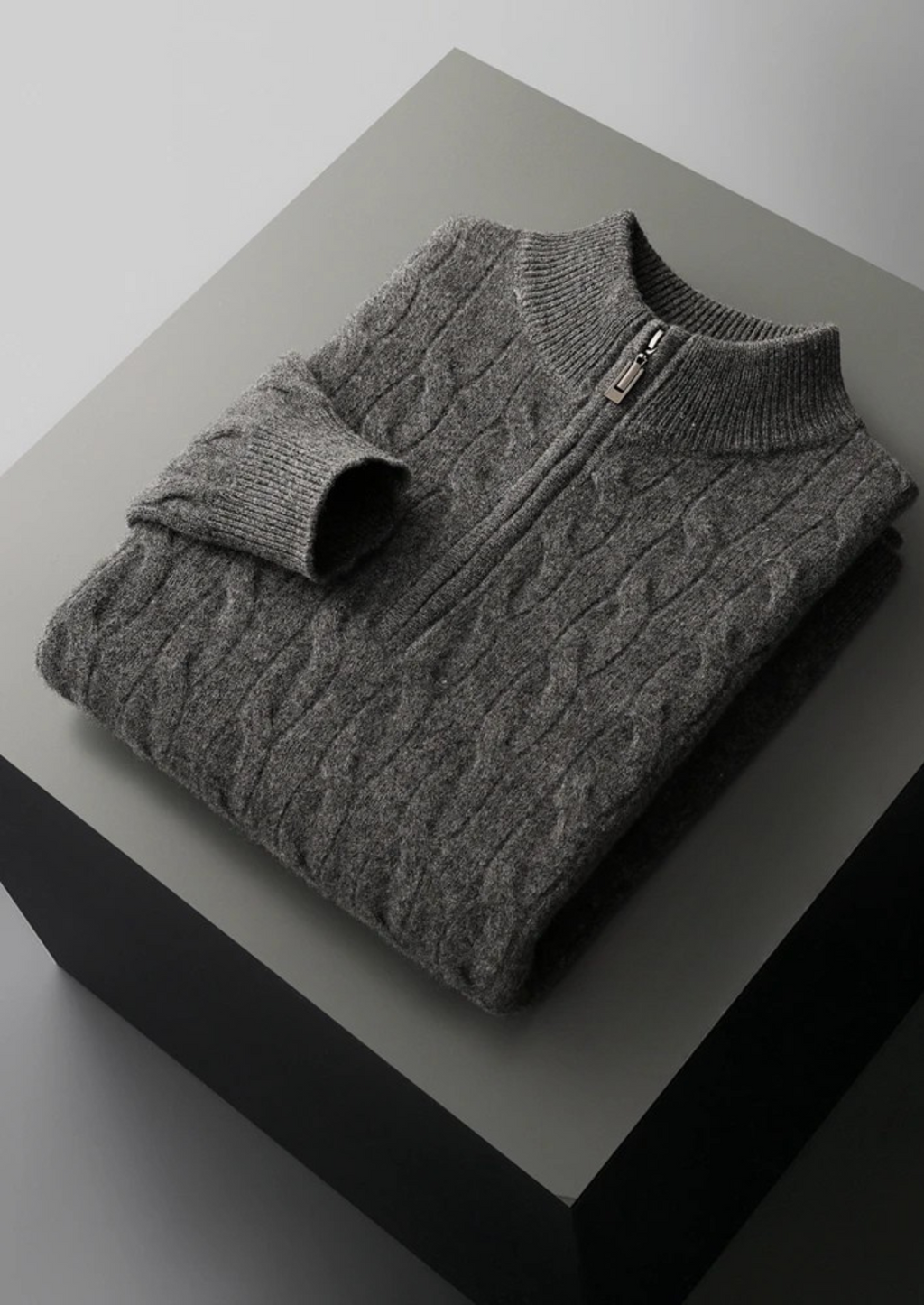 PURE EXTRA-FINE MERINO WOOL CABLE HALF ZIP