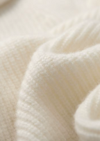 PREMIUM CASHMERE RIBBED V-NECK SWEATER