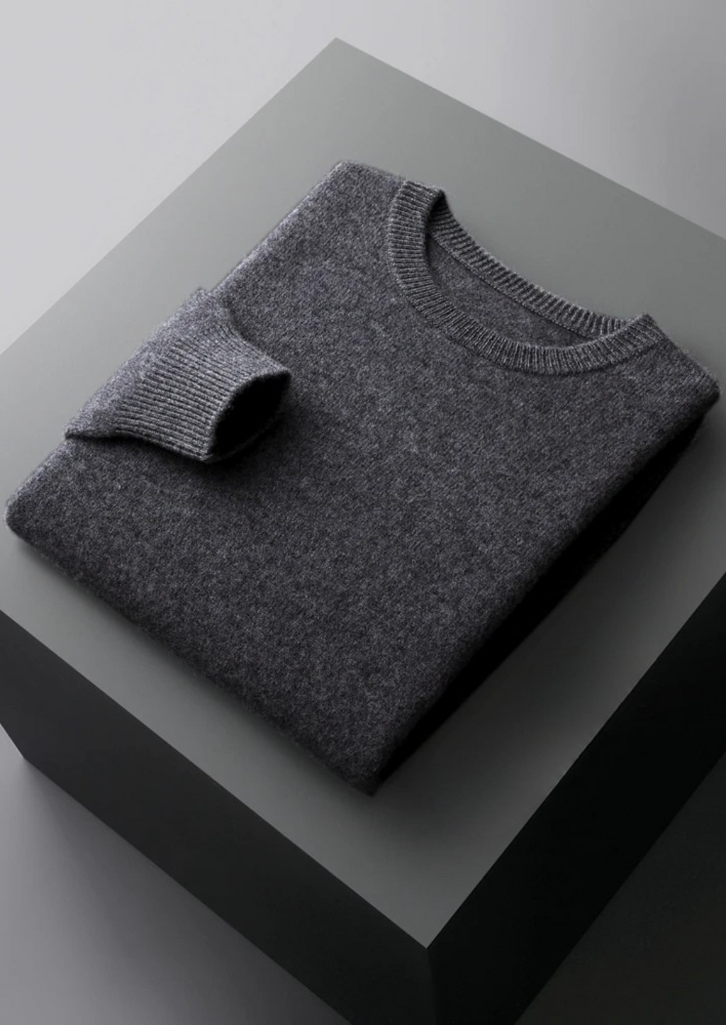 PURE EXTRA-FINE MERINO WOOL CLASSIC CREWNECK