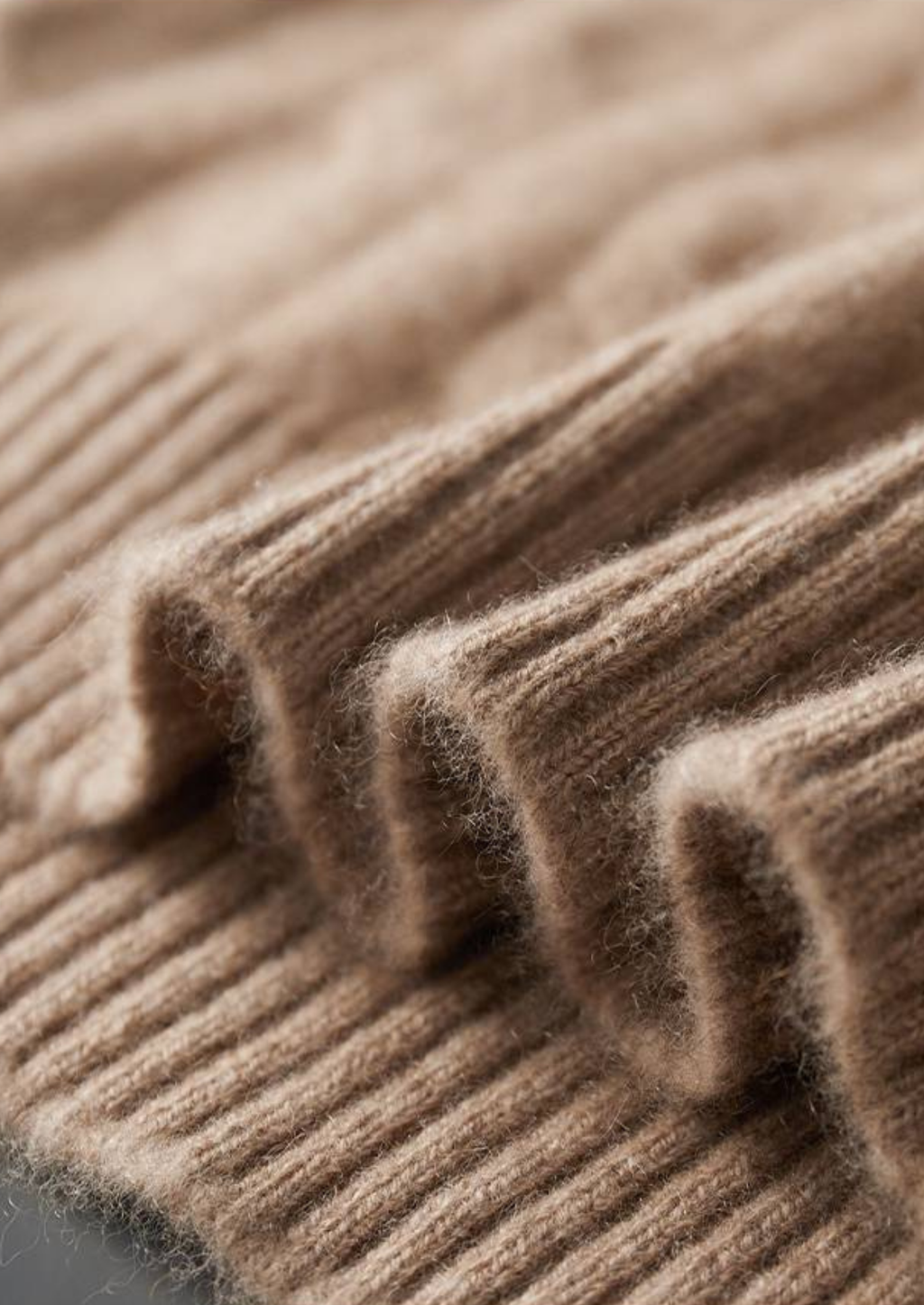 PURE CASHMERE CABLE KNIT HOODIE