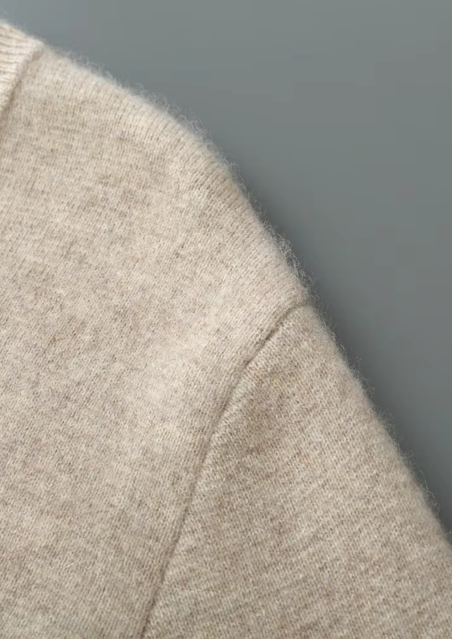 PURE EXTRA-FINE MERINO WOOL ESSENTIAL CARDIGAN
